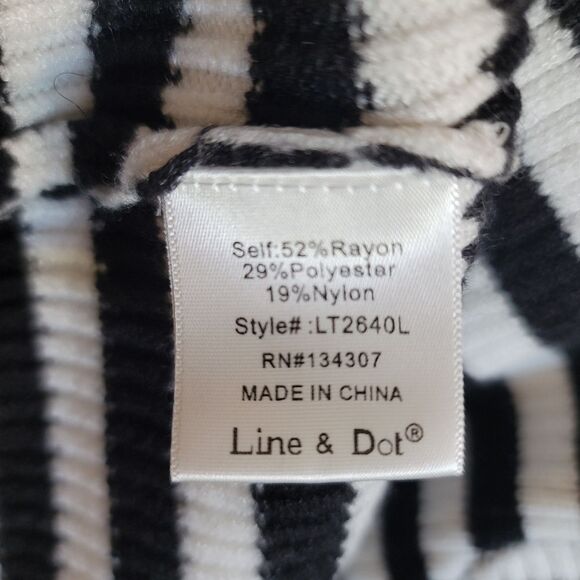 Anthropologie Sydney Balloon-Sleeved Sweater Size Medium - Picture 5 of 5